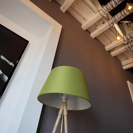 Residenza Nausicaa - 50 Meters From The 公寓式酒店 皮佐