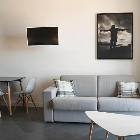 Aparthotel Residenza Nausicaa - 50 Meters From The Pizzo (Calabria)