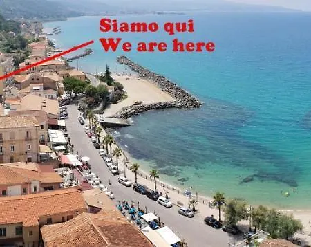 Lägenhetshotell Residenza Nausicaa - 50 Meters From The Pizzo (Calabria)